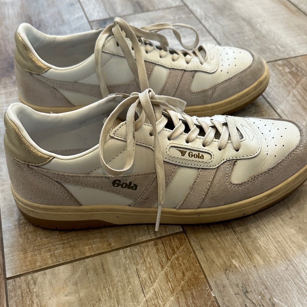 Gola White and Beige Low-Top Sneakers- white, off white, gold